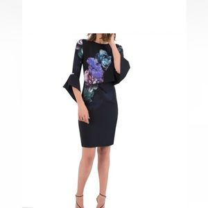 🎉SALE🎉Black Halo women’s bell sleeve floral sheath cocktail dress size 10